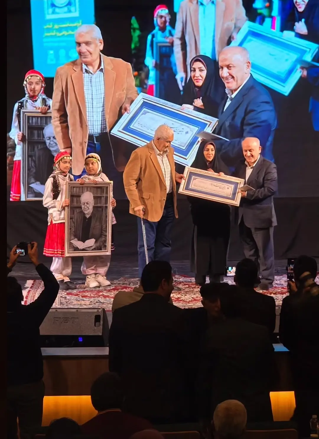 آیین گرامیداشت سی‌وسومین دوره هفته کتاب جمهوری اسلامی ایران