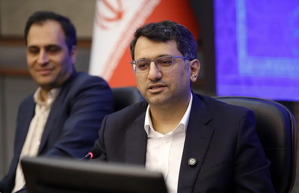 نشست مدیر عامل سازمان بامدیران تامین اجتماعی و مالیات در کیش