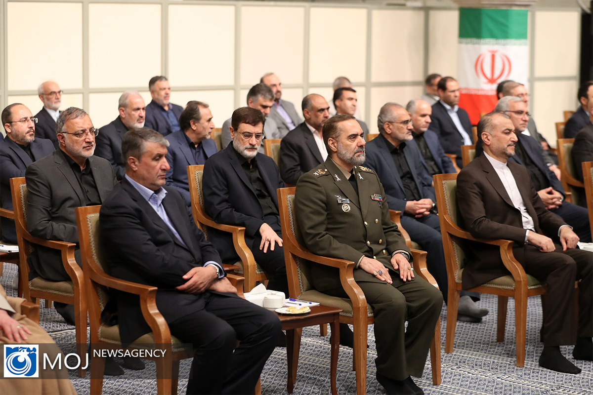 دیدار رئیس‌جمهور و اعضای هیئت دولت با رهبر معظم انقلاب اسلامی