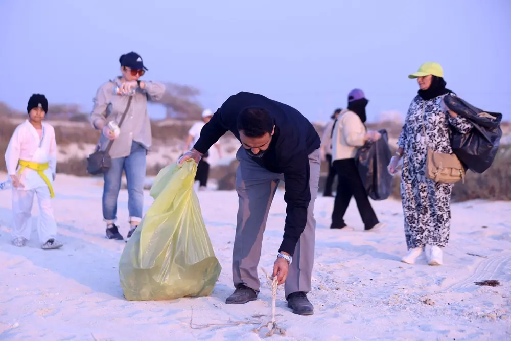 طرح مردمی پاک سازی سواحل کیش