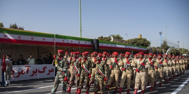 رژه ارتش در اصفها