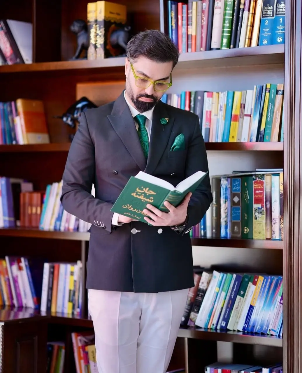 دکتر ماکان