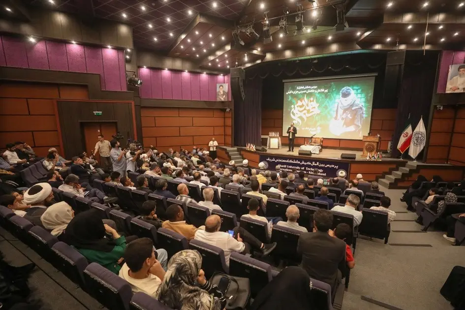 تجلیل از پیرغلامان حسینی کیش