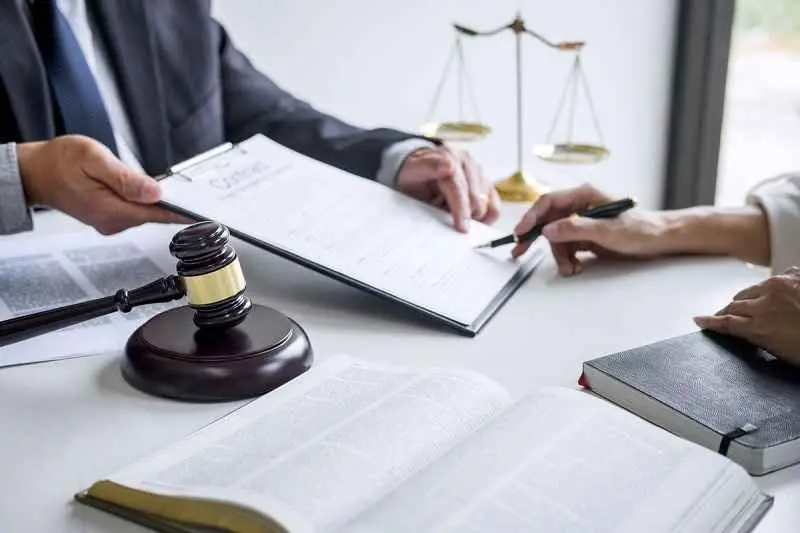حقالوکاله وکیل در دعاوی کیفری