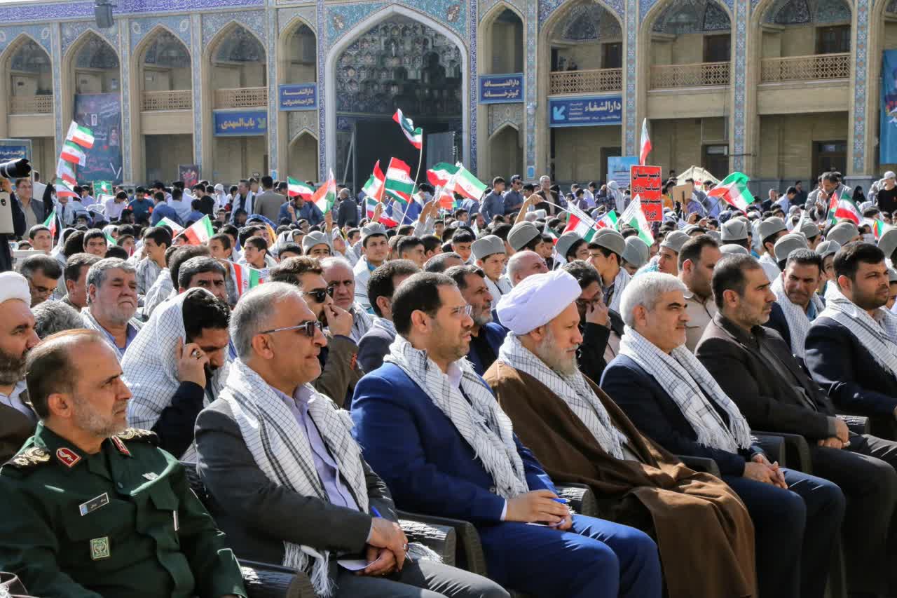 اجتماع بزرگ دانش آموزی شیراز 