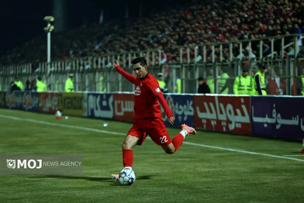 تراکتور تبرزز