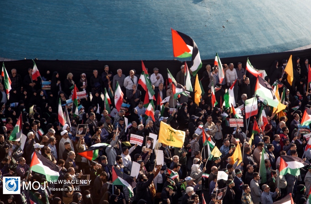 تجمع مردم تهران در واکنش به جنایت رژیم صهیونیستی