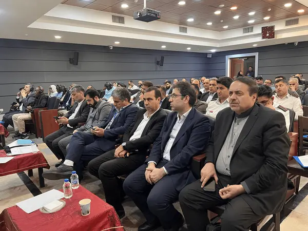 پنل نمایشگاه شهر پایدار کیش