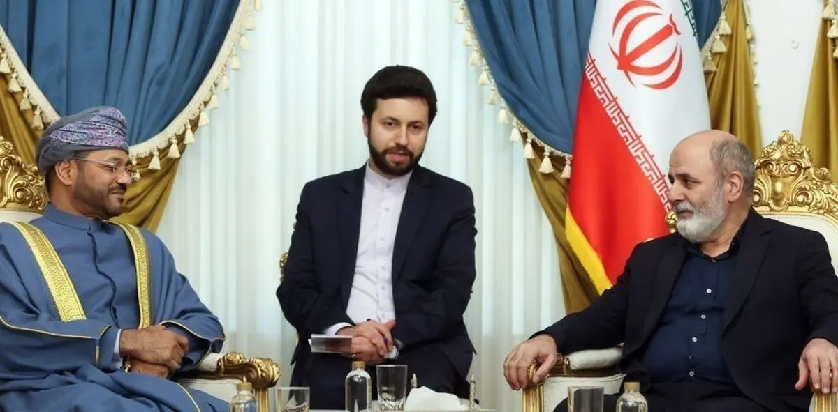 دبیر شورای عالی امنیت ملی و وزیر  امور خارجه عمان
