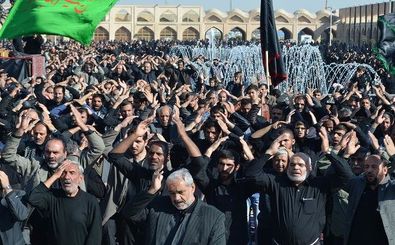 تجمع بزرگ عزاداران در اربعین حسینی در میدان امام علی (ع) 