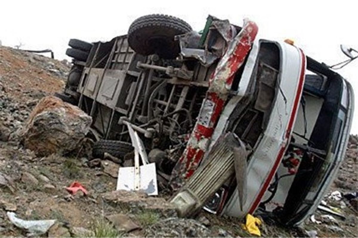یک کشته و ۳۷ مجروح در حادثه محور لنگه - پارسیان