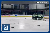 لحظه‌ی صعود تیم ملی هاکی روی یخ زنان ایران به فینال مسابقات قهرمانی آسیا + فیلم