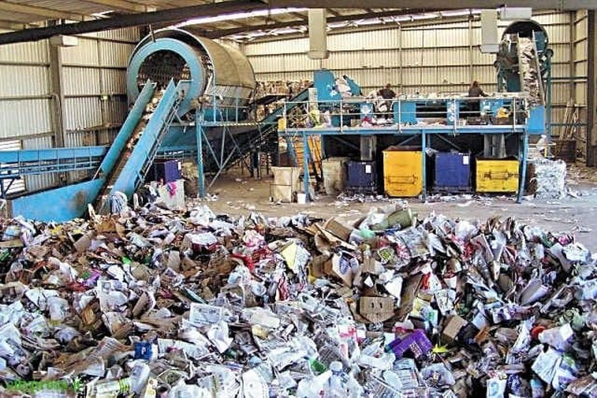 روزانه ۲ هزار تن زباله خانگی، ۲۳۶ تن پسماند خشک و ۲۰ هزار تن خاک و نخاله ساختمانی در شهر مشهد تولید می‌شود