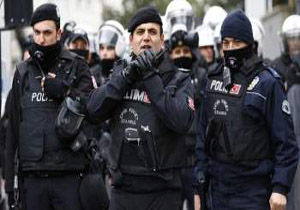 ۷۰۰۰ نیروی پلیس ترکیه در اطراف پایگاه اینجرلیک مستقر شده اند