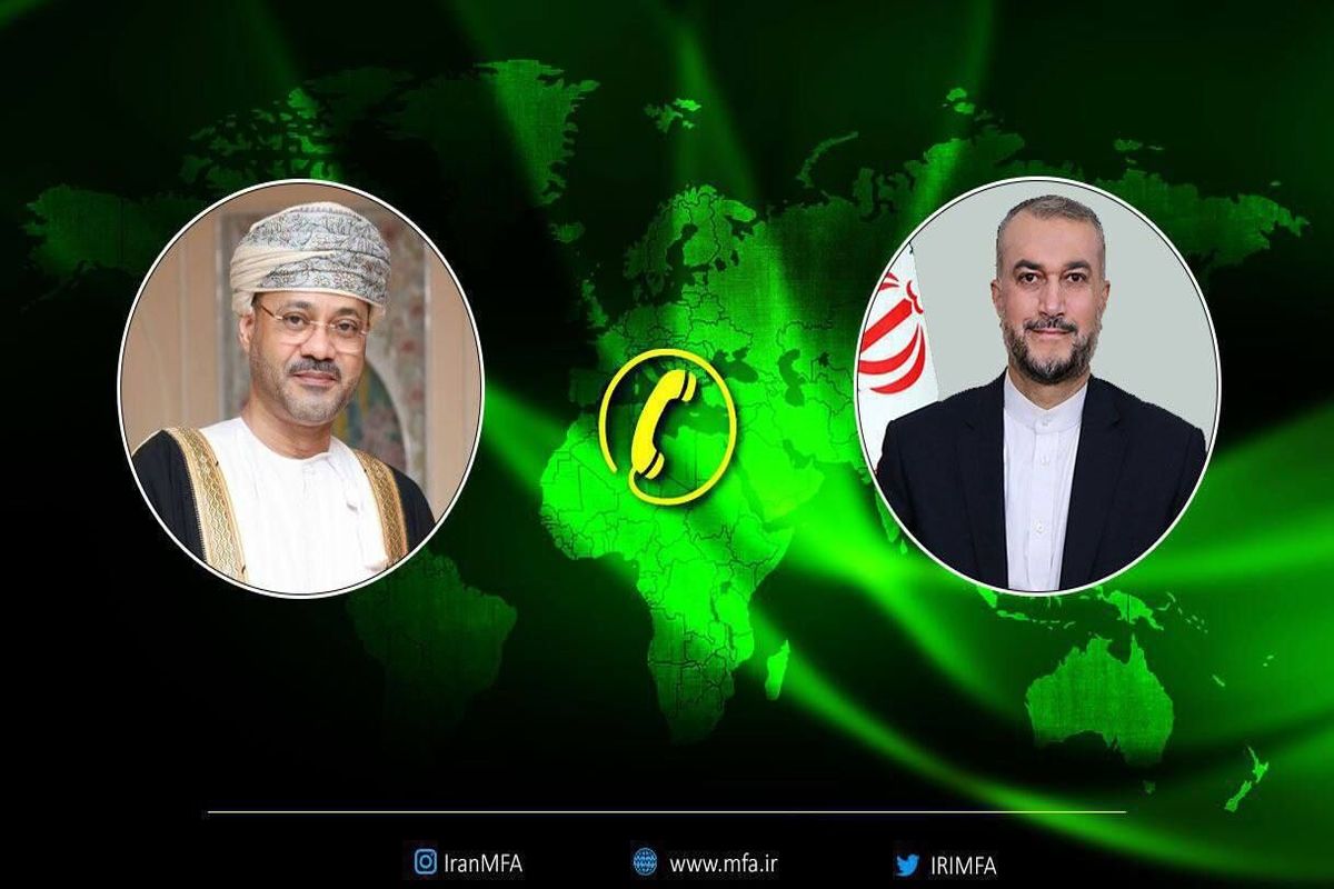 وزرای خارجه ایران و عمان در گفتگوی تلفنی  با یکدیگر تبادل نظر کردند