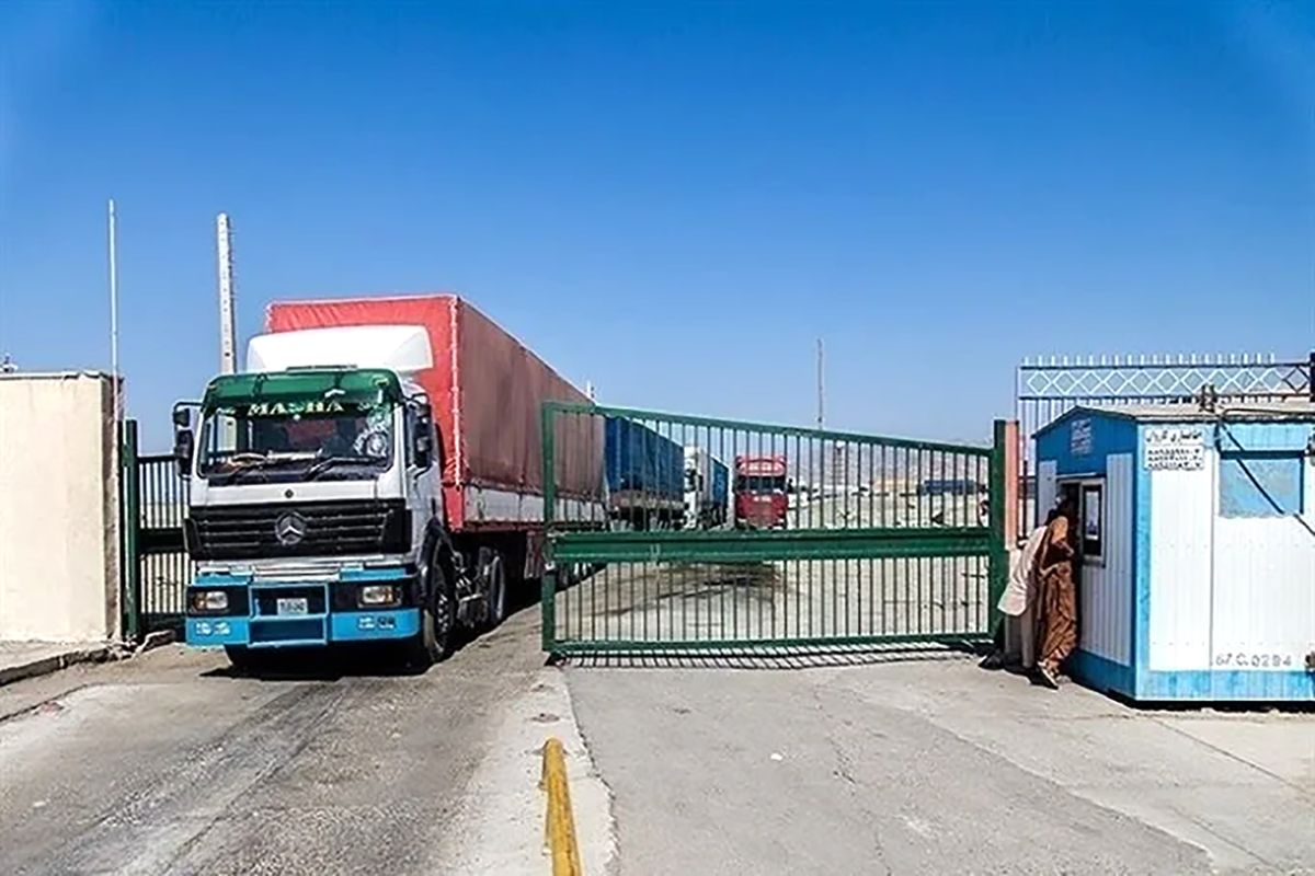 صادرات ۱۳۳ هزار تن محموله کشاورزی به افغانستان از طریق مرز دوغارون 