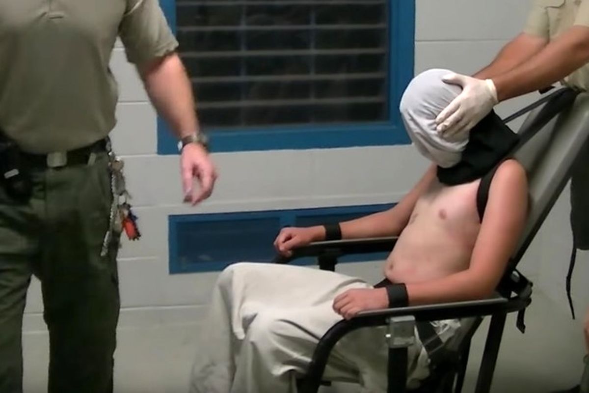 رسوایی تازه برای پلیس استرالیا / شکنجه در زندان + عکس