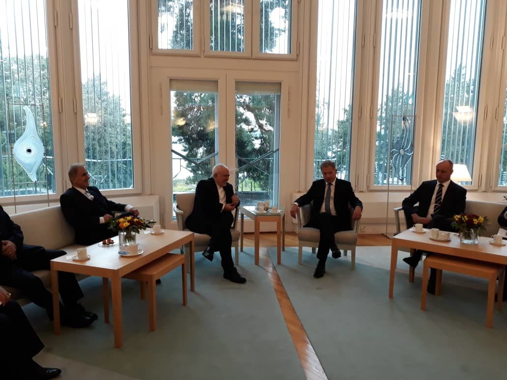 ظریف با رییس جمهور فنلاند دیدار کرد