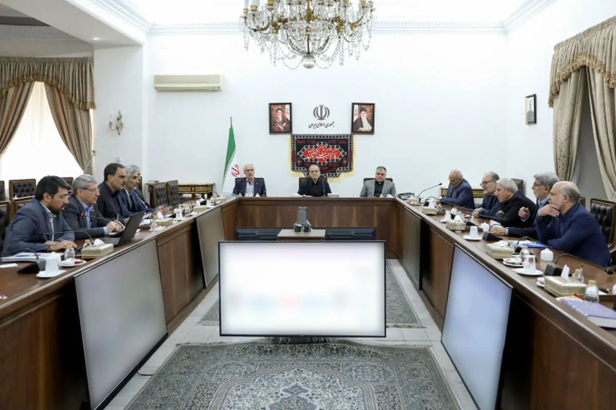 طرح مشترک وزارت نفت و صندوق توسعه ملی برای جهش تولید 250 هزار بشکهای نفت