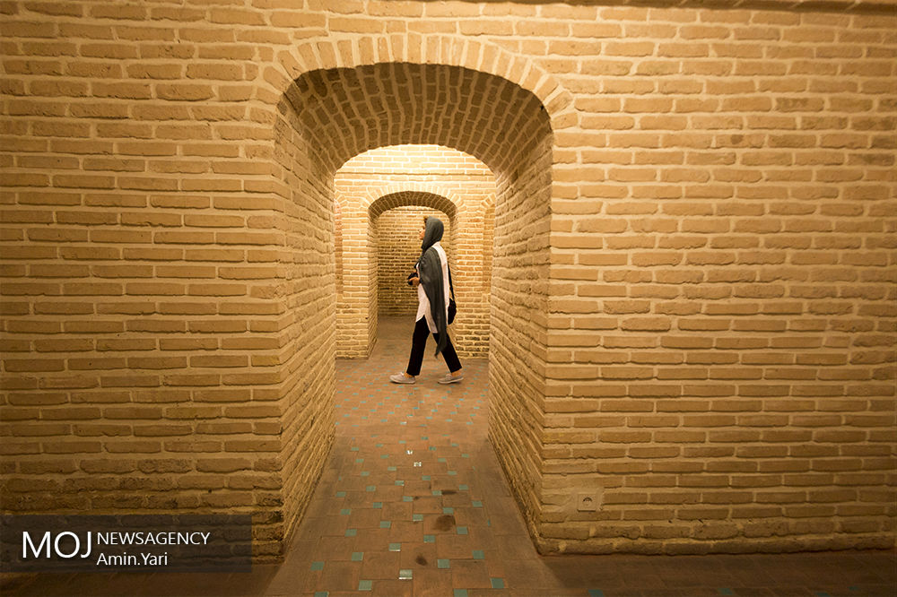 بازدید از خانه تاریخی ملک در تهران