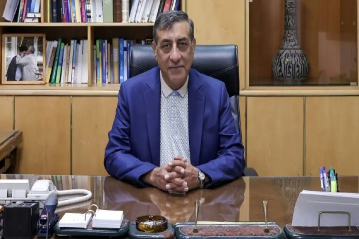 روابط عمومی دستگاه توجیه و پروپاگاندا نیست