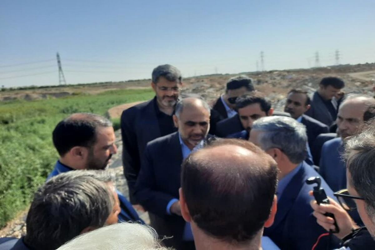 وزیر جهادکشاورزی از روند آبرسانی تصفیه خانه واوان اسلامشهر بازدید کرد