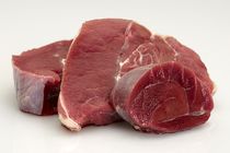 37 تن گوشت گوساله منجمد توزیع شد