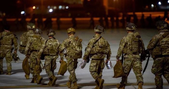 خروج نیروهای آمریکایی از پایگاه بگرام افغانستان