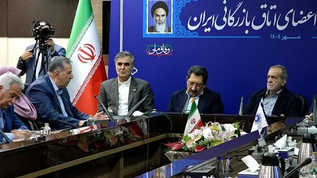 لزوم تمرکز بر چابک‌سازی و کوچک‌سازی دولت/ موتور تولید مقررات را خاموش کنیم