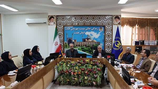 تقدیر از بانک های عامل برتر در کمک به توسعه اشتغال مددجویان کمیته امداد اصفهان
