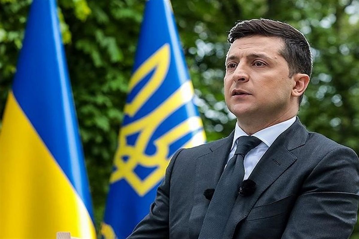 درخواست ماکرون از زلنسکی برای صرف نظر کردن از بخشی از حاکمیت اوکراین