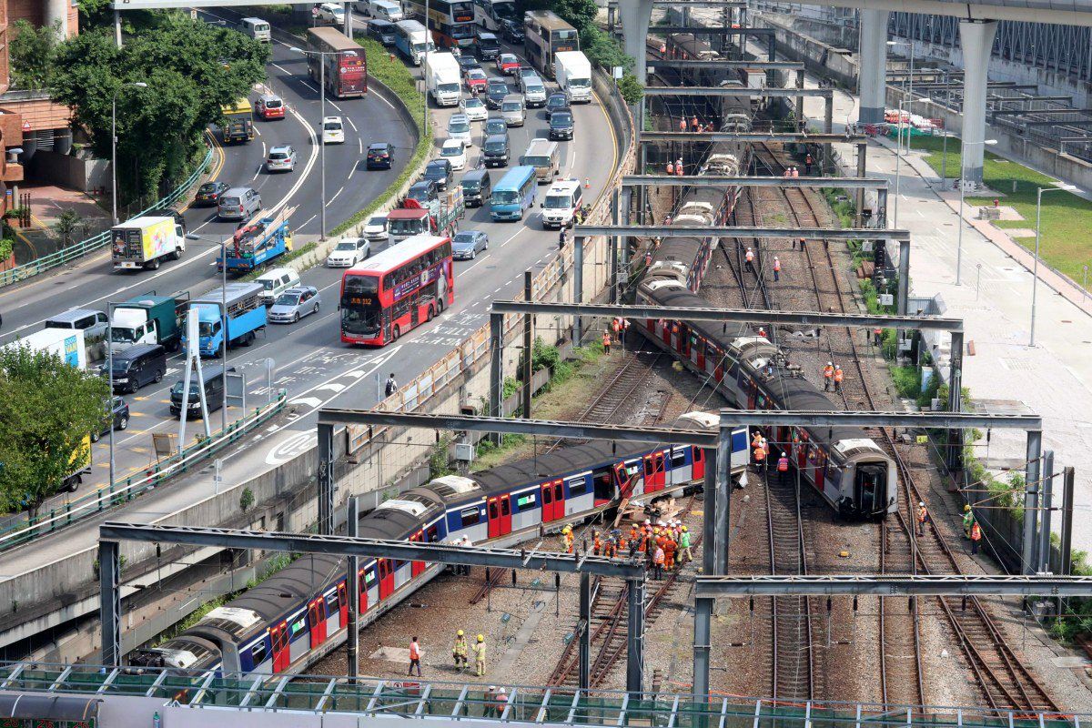 Train derail in Hong Kong left 8 injured