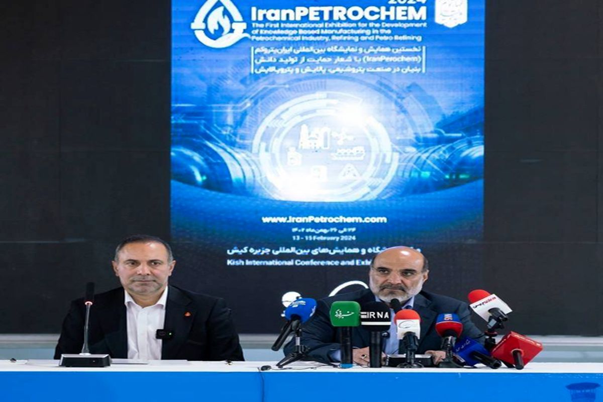 شرکت صنایع پتروشیمی خلیج‌فارس و بانک ملت در ایران پتروکم تفاهم‌نامه امضا کردند

