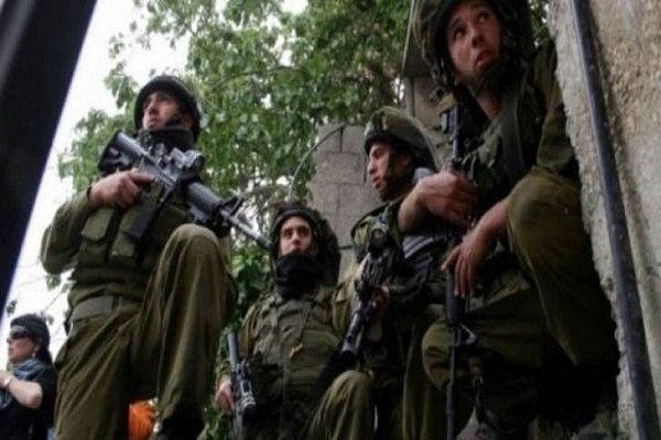 حمله نظامیان صهیونیستی به رام الله / شماری از فلسطینی ها بازداشت شدند