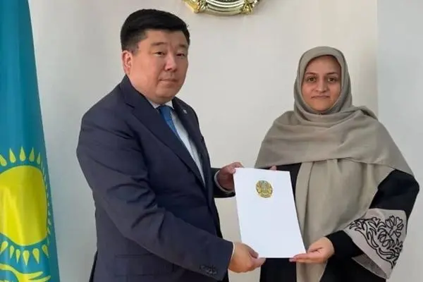 آغاز به‌کار رسمی سرکنسول جمهوری اسلامی ایران در آلماتی