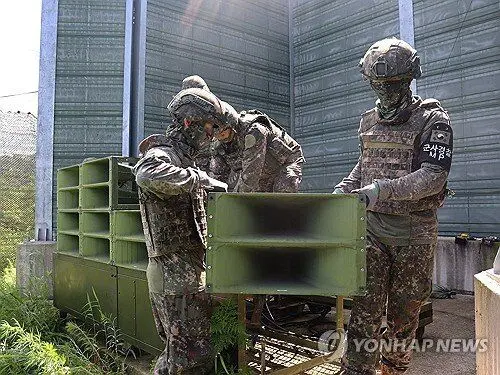 آغاز جمع‌آوری بلندگوها در مرز کره جنوبی توسط  کره شمالی 