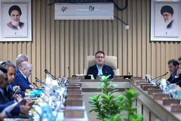 ظرفیت‌سازی تجاری و توسعه بنادر هرمزگان با تکیه بر بخش خصوصی و دانش‌بنیان‌ها