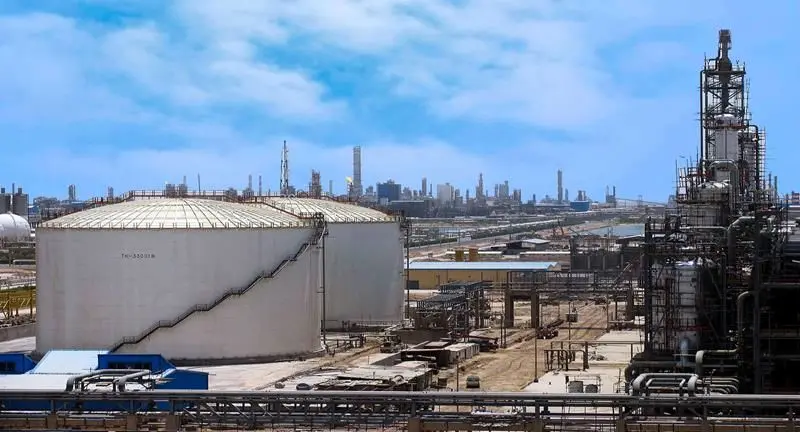 بازدید معاون نظارت بر تولید و زنجیره تأمین گروه صنایع پتروشیمی خلیج‌فارس از پتروشیمی اروند