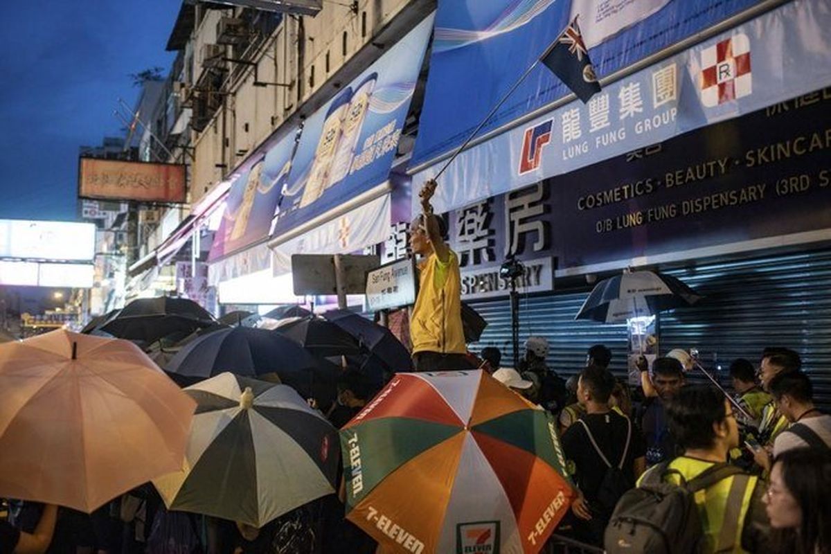تجار چینی باید خاک هنگ کنگ را ترک کنند