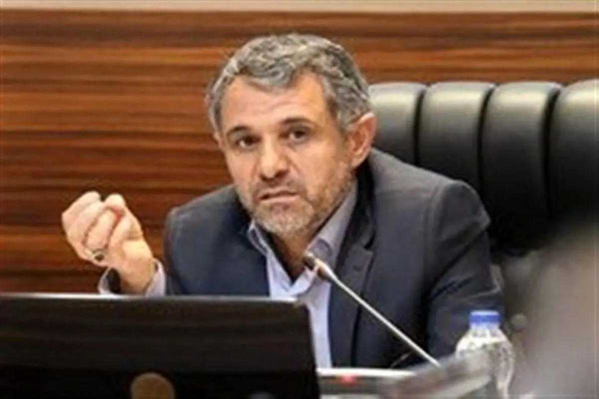 نوسان قیمت کالاها  زندگی مردم را سخت کرده است
