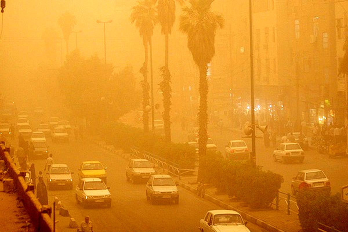 گرد و غبار ادارات شهرستان خوزستان را تعطیل کرد