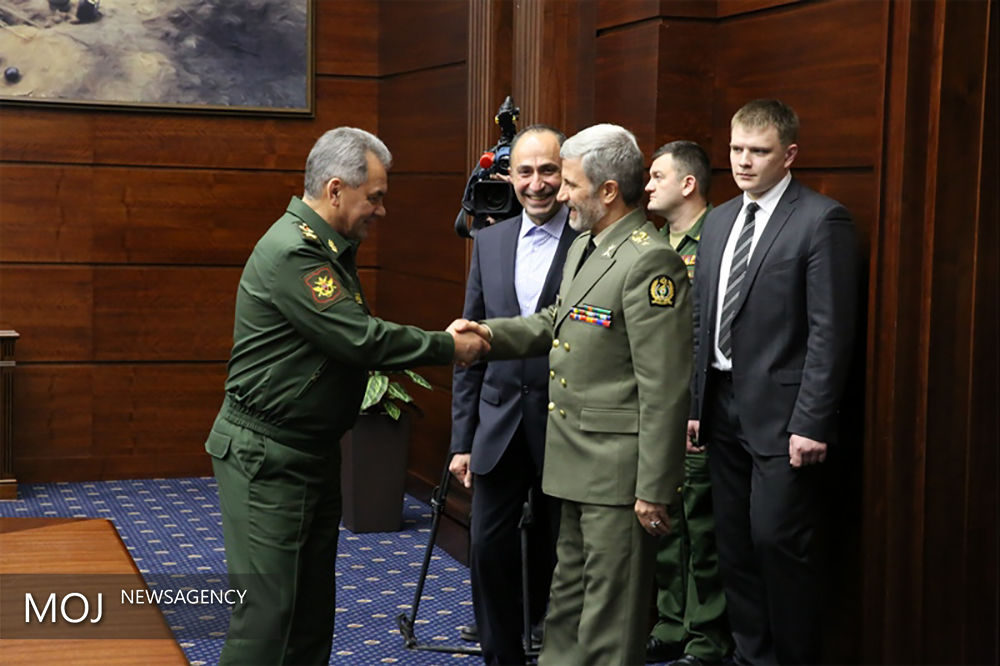 دیدار وزیر دفاع ایران با مقامات نظامی روسیه