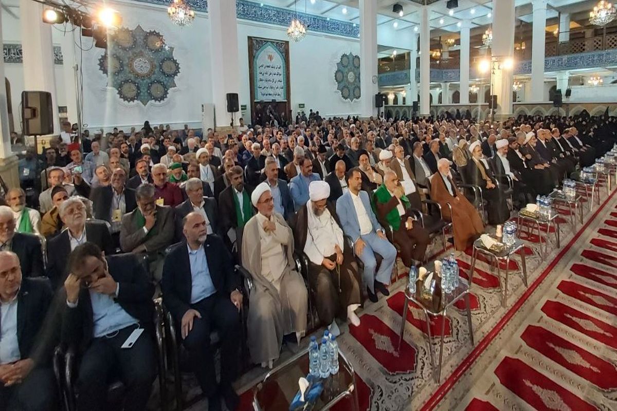 مراسم اختتامیه بیستیمن اجلاس بین المللی پیرغلامان حسینی در مصلی آغاز شد