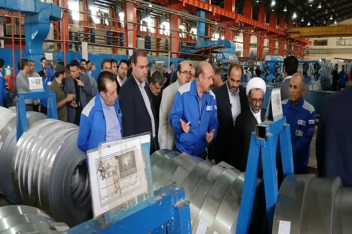 بازدید اعضای کمیسیون صنایع مجلس از واحدهای صنعتی نیشابور