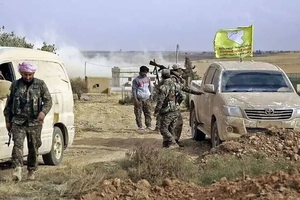 داعش به نیروهای دموکراتیک سوریه قسد در حومه دیرالزور حمله کرد