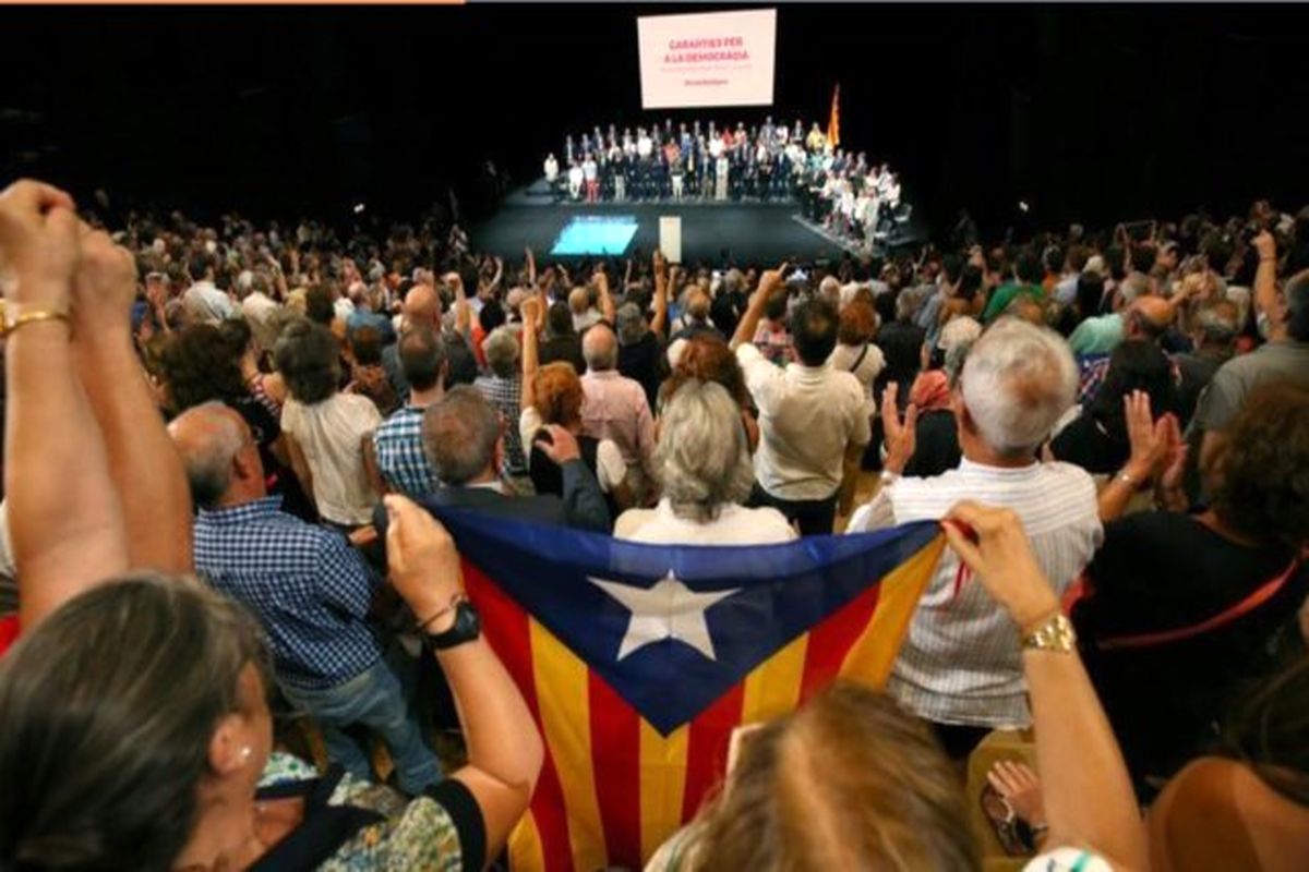 اختلاف نظر شهرداران درباره رای‌گیری استقلال کاتالونیا