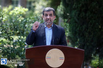 مدیر آرامگاه حافظ در شیراز آزاد شد/ کاری نکنیم دشمن از آن سو استفاده نکند