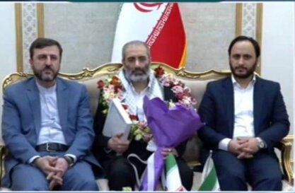 اسدالله اسدی، دیپلمات ایرانی وارد تهران شد