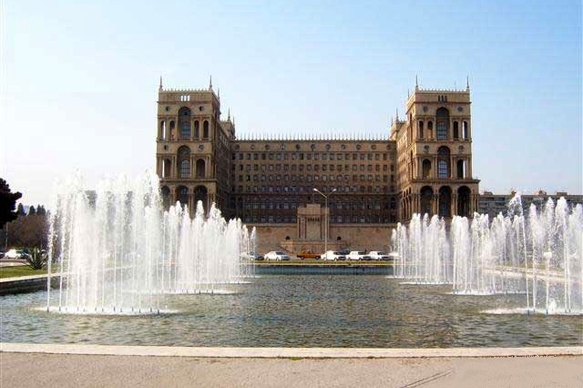 دانشگاه قفقاز باکو هم احتمالا متاثر از کودتای ترکیه تعطیل شد