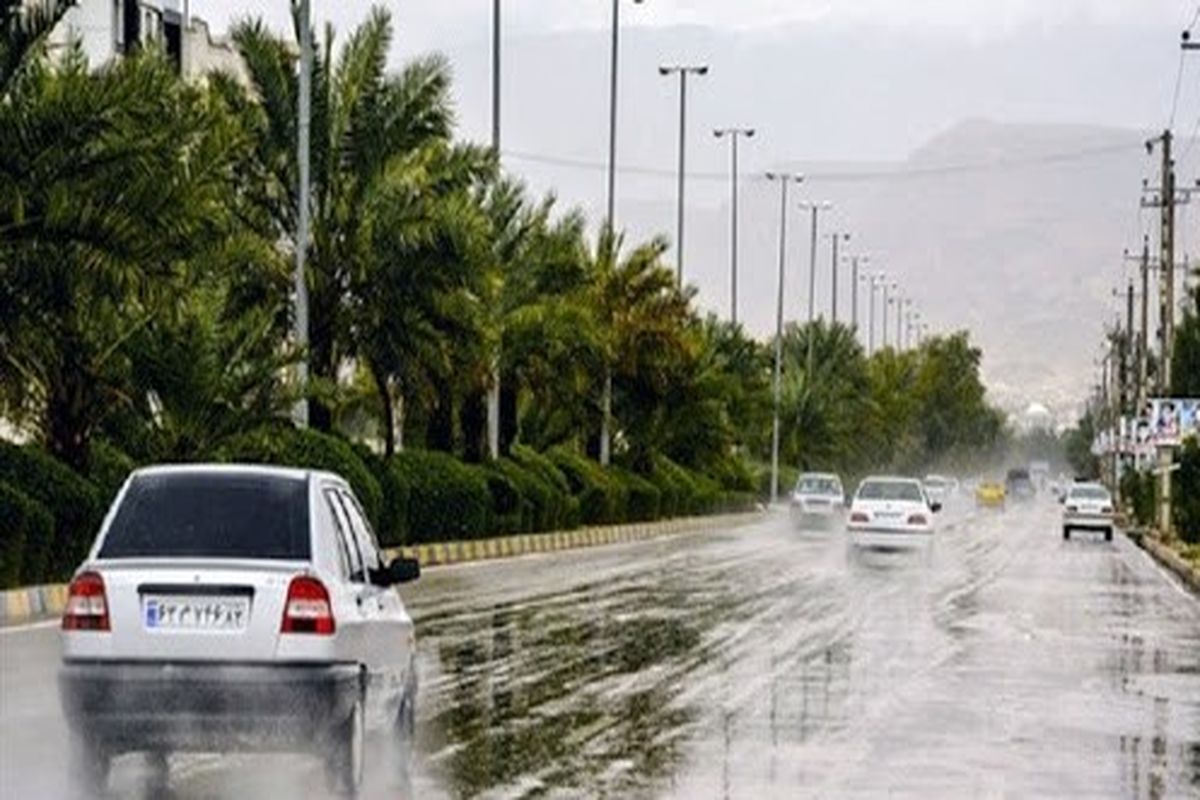 بارش باران در جاده‌های ۶ استان کشور